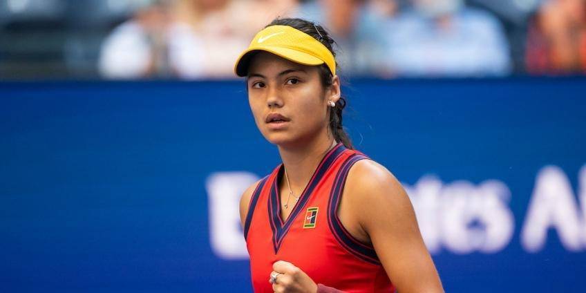 李镇全：战越南下半场我们出现了体能问题；踢韩国要全力以赴